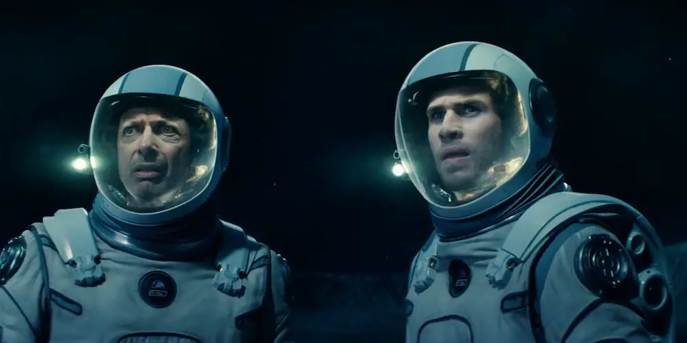 INDEPENDENCE DAY: RESURGENCE: Nostalgic And Underwhelming