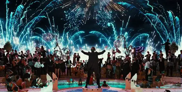 Revisiting Baz Luhrmann's Cinematic Style In THE GREAT GATSBY Revisiting Baz Luhrmann's Cinematic Style In THE GREAT GATSBY