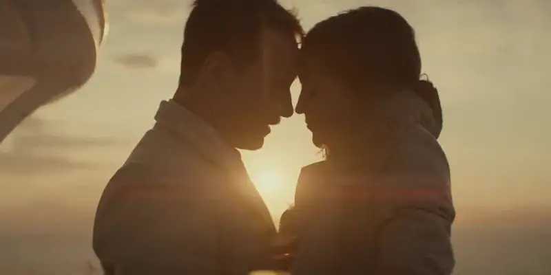 THE LIGHT BETWEEN OCEANS: A Story Lost In Adaptation