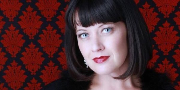 "Communication Is Key To Shattering The Glass Ceiling" - Interview With Dinner With Dames Program Director & Filmmaker Jenna Payne "Communication Is Key To Shattering The Glass Ceiling" - Interview With Dinner With Dames Program Director & Filmmaker Jenna Payne
