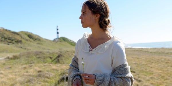THE LIGHT BETWEEN OCEANS: A Story Lost In Adaptation