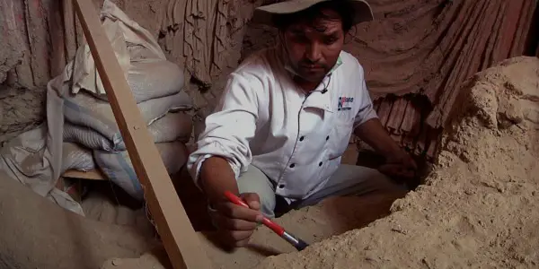 SAVING MES AYNAK: Making Archaeology Harrowing SAVING MES AYNAK: Making Archaeology Harrowing