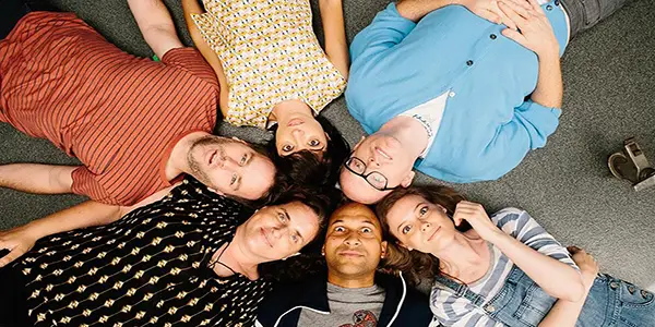 DON'T THINK TWICE: A Comedy About Comedy That Really Sells The Comedy DON'T THINK TWICE: A Comedy About Comedy That Really Sells The Comedy
