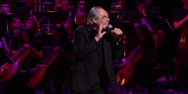 ROBERT KLEIN STILL CAN'T STOP HIS LEG: A Likeable Film About A Likeable Man