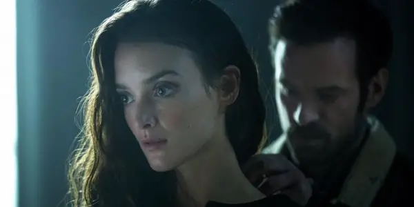 IN THE SHADOW OF IRIS: The Outline Of A Great Thriller Ultimately Fades With A Whimper IN THE SHADOW OF IRIS: The Outline Of A Great Thriller Ultimately Fades With A Whimper