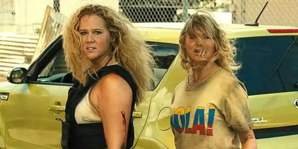 SNATCHED: Amy Schumer & Goldie Hawn Are Caught In An Unfunny Trainwreck