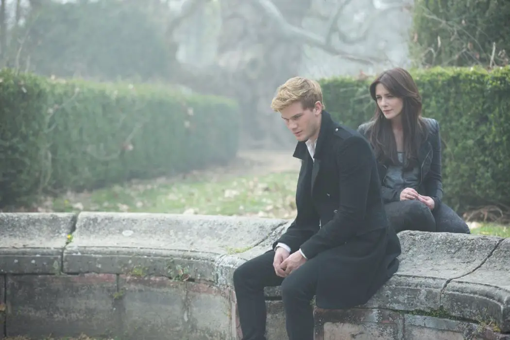 FALLEN: A Ridiculous, Derivative, Yet Somehow Endearing Mess