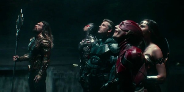 JUSTICE LEAGUE: Visually Captivating, Stealthily Substantive, & Vacillatingly Cohesive