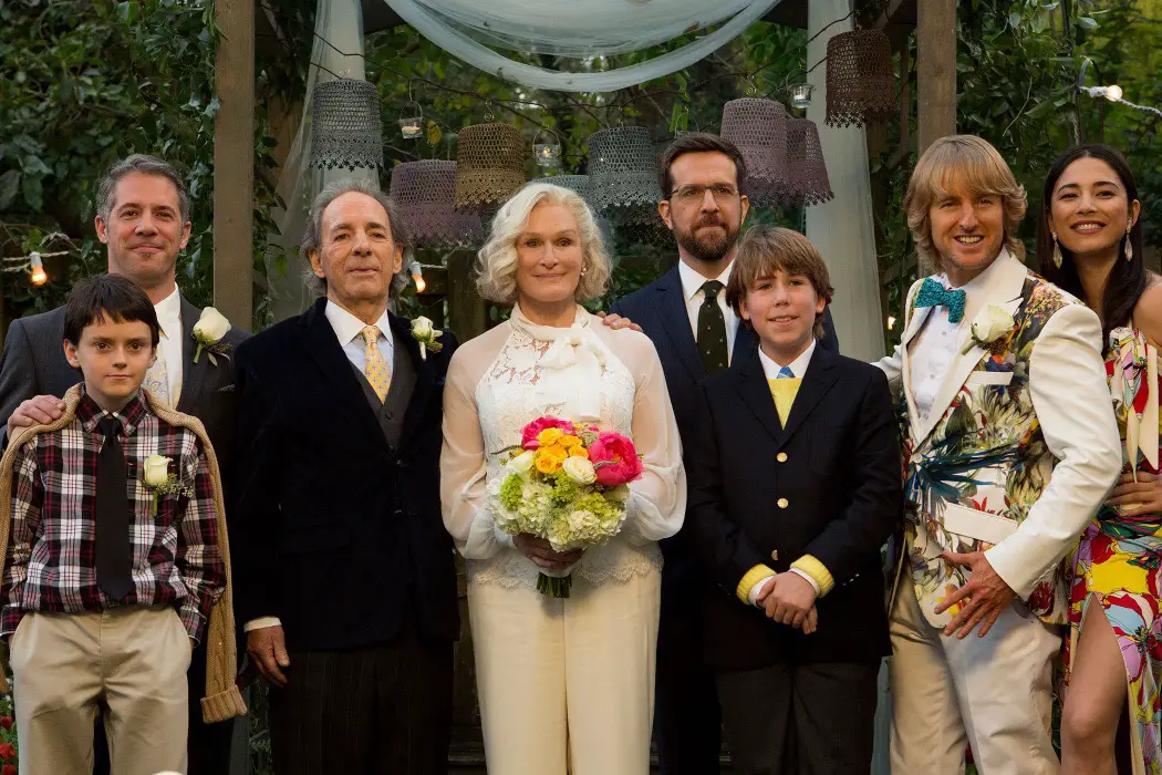 FATHER FIGURES: Drags On Despite An All-Star Cast