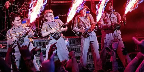 Away From The Hype: GHOSTBUSTERS (2016)