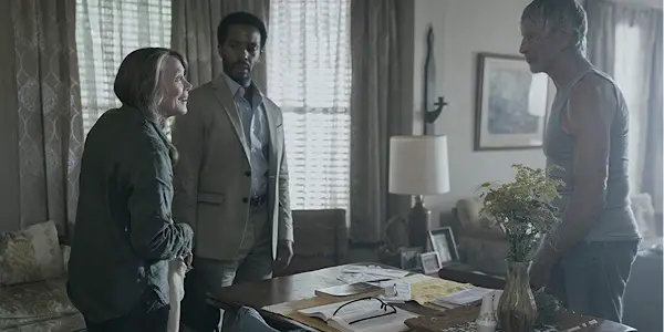 CASTLE ROCK "The Box" (S1E4): Another Strong & Mysterious Entry CASTLE ROCK "The Box" (S1E4): Another Strong & Mysterious Entry