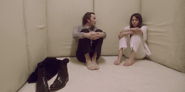 MAD TO BE NORMAL: A Revolutionary Subject Forced Into An Unpleasant Biopic MAD TO BE NORMAL: A Revolutionary Subject Forced Into An Unpleasant Biopic