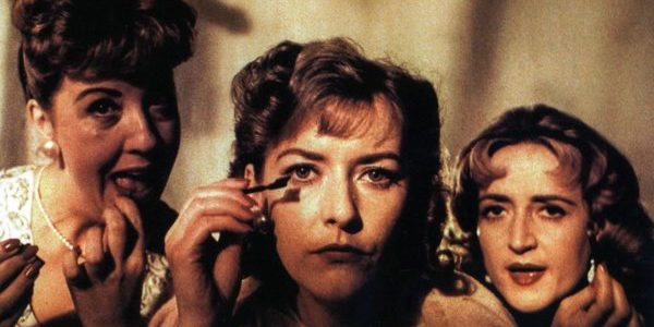 DISTANT VOICES, STILL LIVES: An Extraordinary Debut Released On Its 30th Anniversary DISTANT VOICES, STILL LIVES: An Extraordinary Debut Released On Its 30th Anniversary