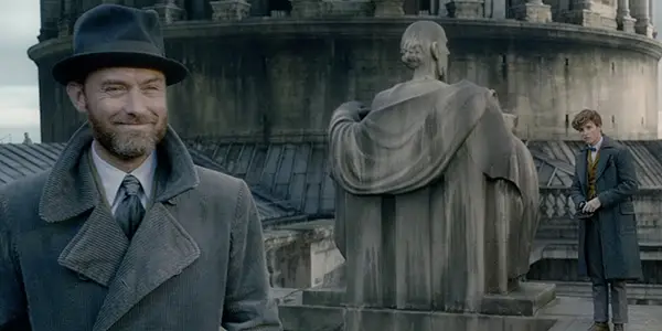 FANTASTIC BEASTS: THE CRIMES OF GRINDELWALD: Overstuffed & Messy Sequel Fails To Impress FANTASTIC BEASTS: THE CRIMES OF GRINDELWALD: Overstuffed & Messy Sequel Fails To Impress