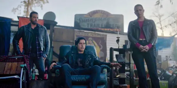 RIVERDALE: "Chapter Forty-Four: No Exit" (S3 E9): RIVERDALE'S Return Spells Possible Doom For Fan Favorite