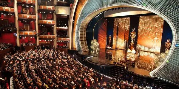 The Oscars Keep Trying To Put A Bandage On A Broken Leg The Oscars Keep Trying To Put A Bandage On A Broken Leg