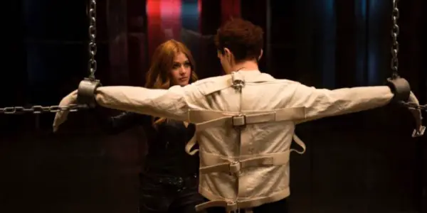 SHADOWHUNTERS: “The Beast Within” (S3E18): Dark Clary Rises SHADOWHUNTERS: “The Beast Within” (S3E18): Dark Clary Rises