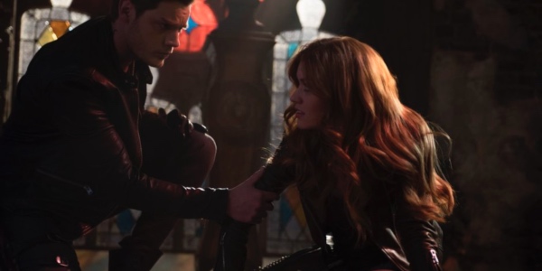 SHADOWHUNTERS: "Stay With Me" (S3E16): Proposals in Multiple Forms SHADOWHUNTERS: "Stay With Me" (S3E16): Proposals in Multiple Forms