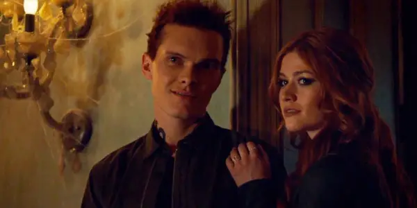 SHADOWHUNTERS: "Aku Cinta Kamu" and "City of Glass" (S3 E19,20): Double Cap Recap before the Series Finale SHADOWHUNTERS: "Aku Cinta Kamu" and "City of Glass" (S3 E19,20): Double Cap Recap before the Series Finale