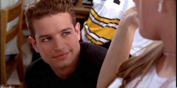 How The Token LGBT High School Character Has Evolved How The Token LGBT High School Character Has Evolved