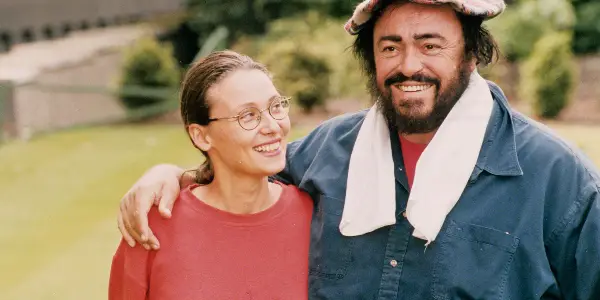 PAVAROTTI: A Profound Exploration of a Delightful Icon PAVAROTTI: A Profound Exploration of a Delightful Icon