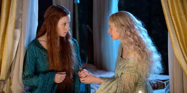 OPHELIA: An Enticing Revisionist Film That Showcases Daisy Ridley's Talents OPHELIA: An Enticing Revisionist Film That Showcases Daisy Ridley's Talents
