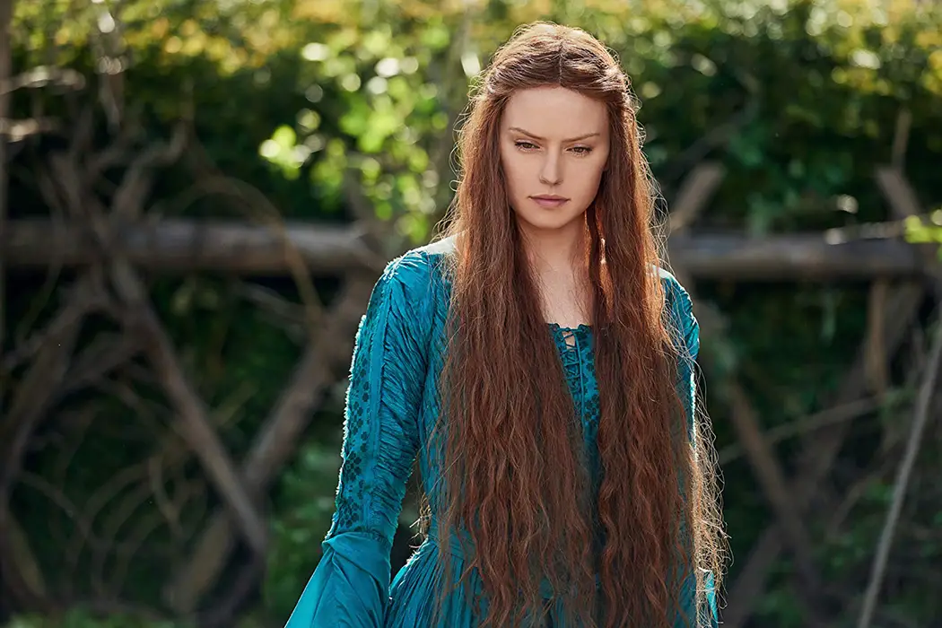 OPHELIA: An Enticing Revisionist Film That Showcases Daisy Ridley's Talents