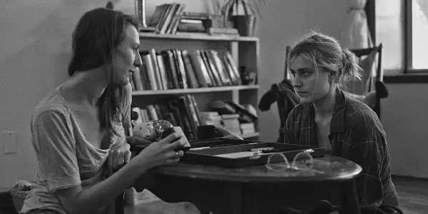 FRANCES HA and How To Navigate Your 20s FRANCES HA and How To Navigate Your 20s