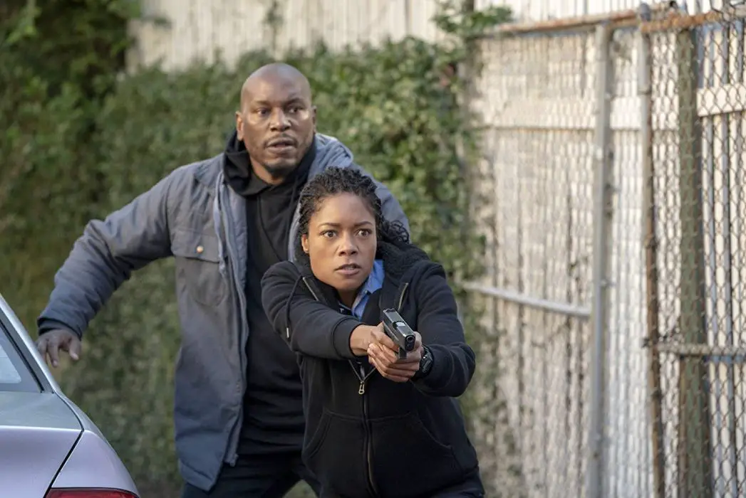 BLACK AND BLUE: Go On The Run With This Cop Drama