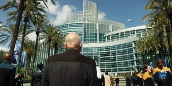STAR TREK: PICARD (S1E2) "Maps And Legends": Wait For It... STAR TREK: PICARD (S1E2) "Maps And Legends": Wait For It...