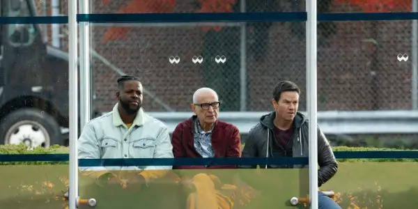 SPENSER CONFIDENTIAL: Wahlberg & Peter Berg's Mediocre Reunion SPENSER CONFIDENTIAL: Wahlberg & Peter Berg's Mediocre Reunion