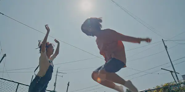 HOUSE OF HUMMINGBIRD: The Girlhood Gaze HOUSE OF HUMMINGBIRD: The Girlhood Gaze
