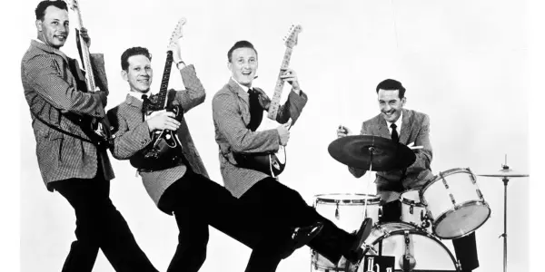 THE VENTURES: STARS ON GUITARS: A Well-Meaning Retrospective THE VENTURES: STARS ON GUITARS: A Well-Meaning Retrospective
