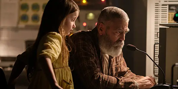 THE MIDNIGHT SKY: An Intriguing, Yet Underwhelming Sci-Fi Spectacle THE MIDNIGHT SKY: An Intriguing, Yet Underwhelming Sci-Fi Spectacle
