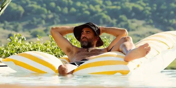 NINE PERFECT STRANGERS, Interviews With Bobby Cannavale, Samara Weaving & Melvin Gregg NINE PERFECT STRANGERS, Interviews With Bobby Cannavale, Samara Weaving & Melvin Gregg