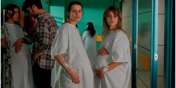 PARALLEL MOTHERS Trailer PARALLEL MOTHERS Trailer