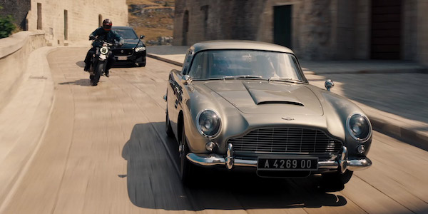 NO TIME TO DIE: Daniel Craig Goes Out with an Incredibly Satisfying Bang