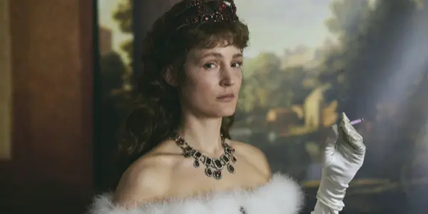 Cannes Film Festival 2022: CORSAGE Is A Fresh, Fantastic Take On The Suffering Royal Woman Story Cannes Film Festival 2022: CORSAGE Is A Fresh, Fantastic Take On The Suffering Royal Woman Story