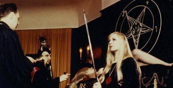 SEASON OF THE WITCH: Looking Back On George Romero's Psychedelic Feminist Should-Be Classic SEASON OF THE WITCH: Looking Back On George Romero's Psychedelic Feminist Should-Be Classic