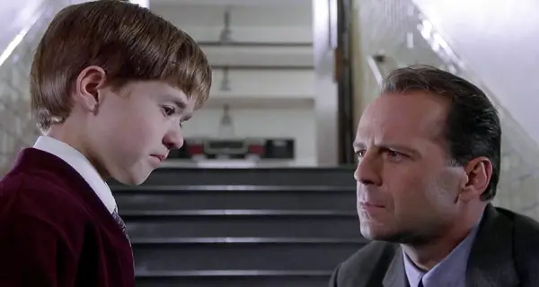 THE SIXTH SENSE: M. Knight Shyamalan's Breakout Hit Still Holds Up All These Years Later THE SIXTH SENSE: M. Knight Shyamalan's Breakout Hit Still Holds Up All These Years Later