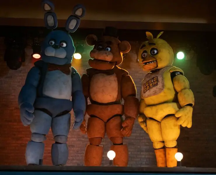 FIVE NIGHTS AT FREDDY'S: Recycled Pizza, Recycled Scares