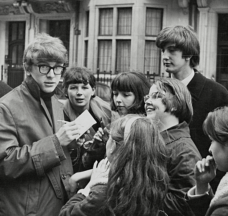 PETER ASHER EVERYWHERE MAN: A Serendipitous Life in Music